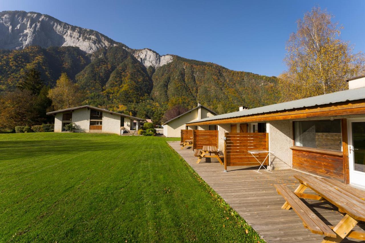 Gite Le Grand Renaud Le Bourg-d'Oisans Exterior photo