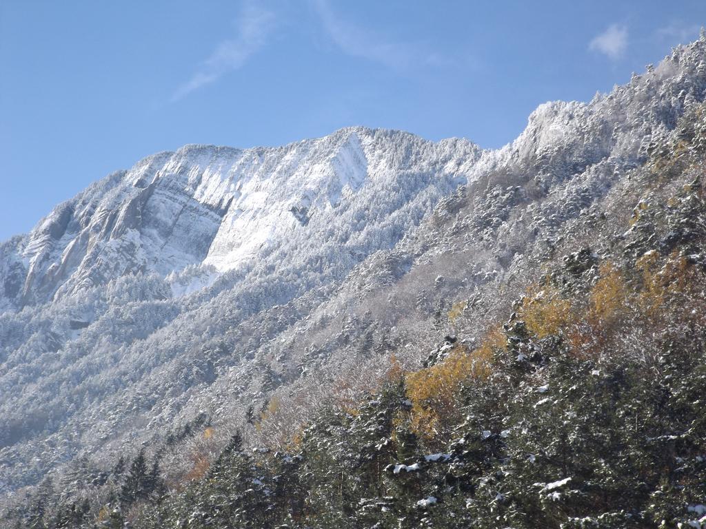 Gite Le Grand Renaud Le Bourg-d'Oisans Exterior photo